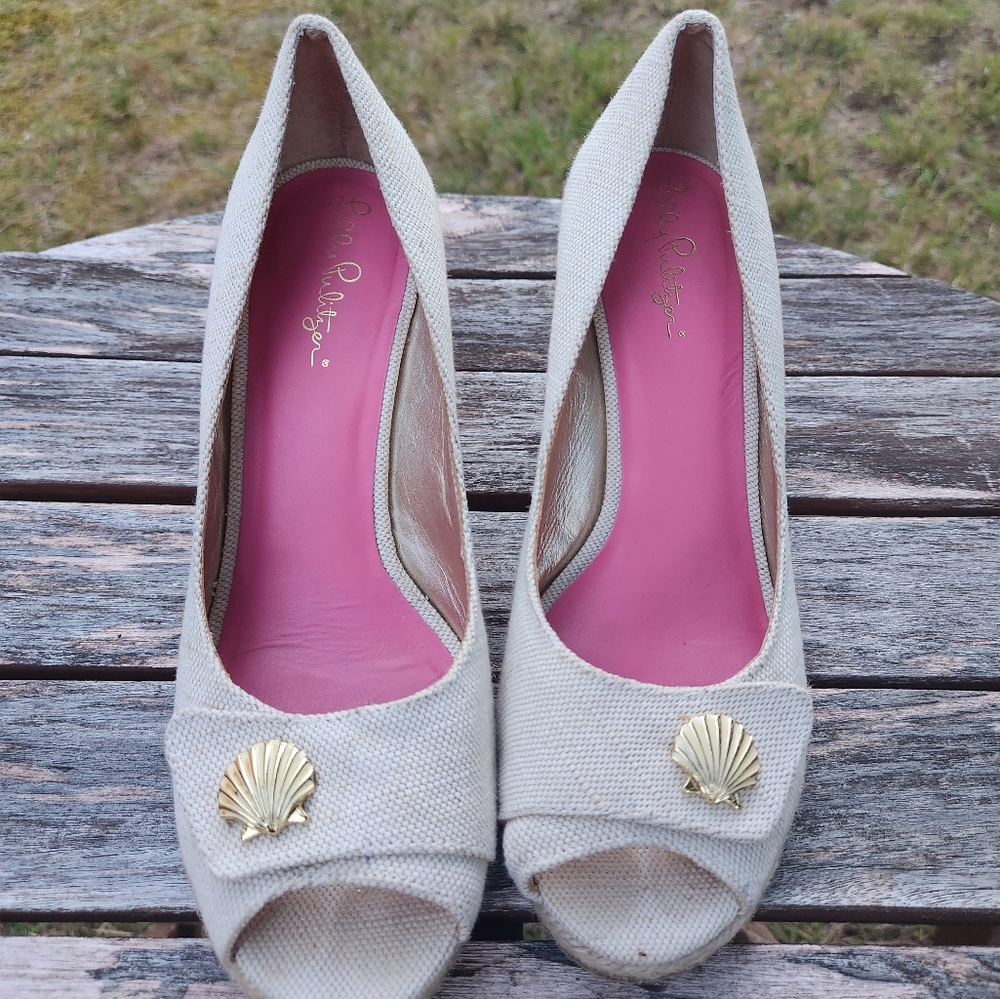 Lilly Pulitzer Canvas Wedge Heels 8